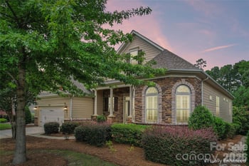 16826 Coves Edge Ln, Charlotte, NC 28278