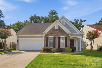 8530 Heron Glen Dr, Charlotte, NC 28269
