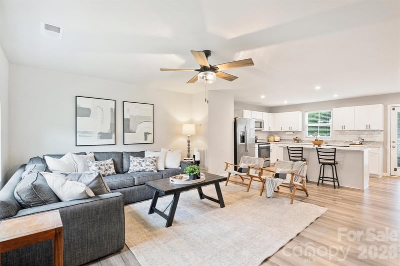 7016 Ludell Ln, Charlotte, NC 28215