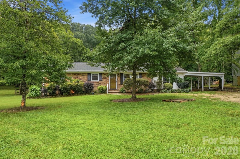 6081 Cambridge Dr, Harrisburg, NC 28075