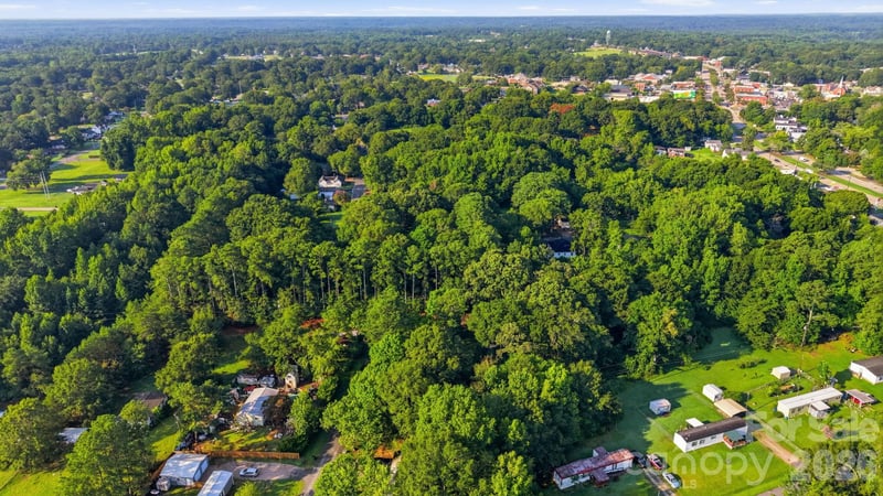101 Maxwell Dr, Clover, SC 29710