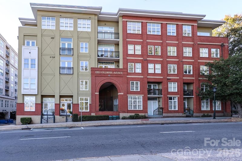 1320 Fillmore Ave #305, Charlotte, NC 28203