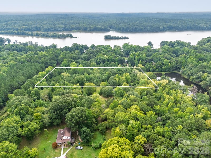 00 Jasmine Ln, Fort Lawn, SC 29714