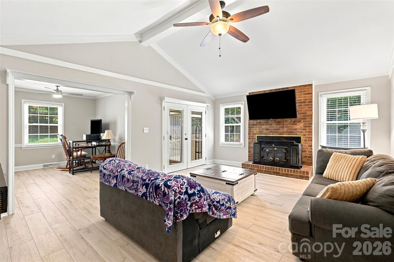 113 Sawtooth Ln, Stanley, NC 28164