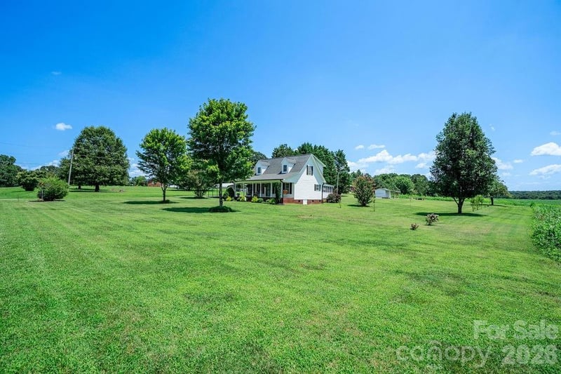 510 Mauneyville Rd, Cherryville, NC 28021