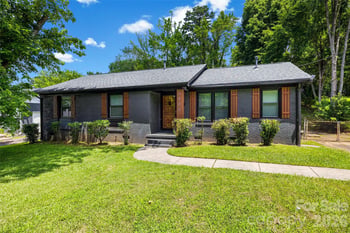4448 Ridge Valley Dr, Charlotte, NC 28208