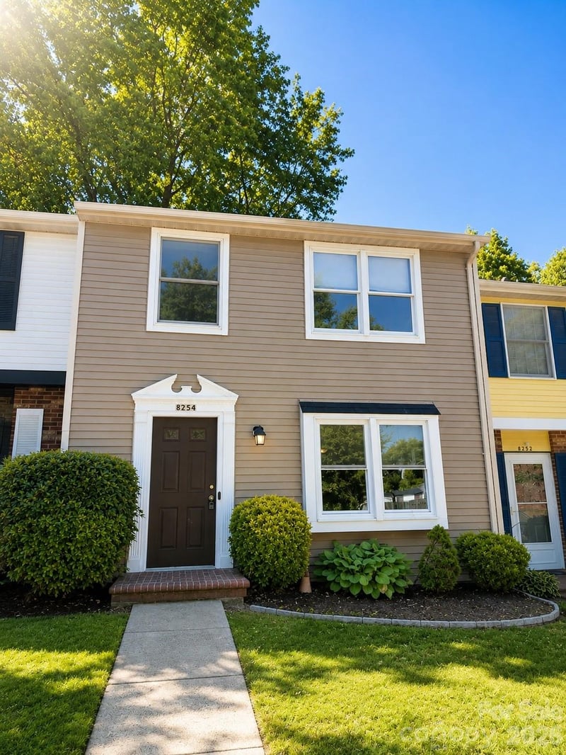 8254 Knights Bridge Rd, Charlotte, NC 28210