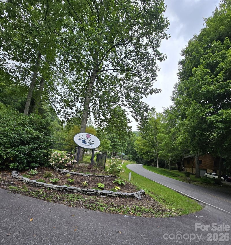 108 Tenderfoot Trl #108 & 109, Maggie Valley, NC 28751