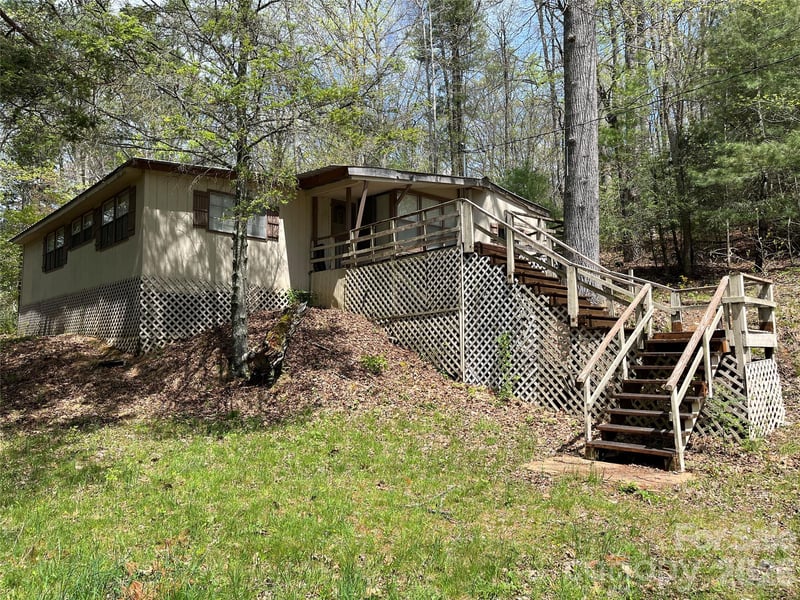 21 Bayles Freeman Rd, Gerton, NC 28735