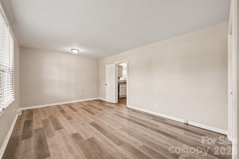 6915 Idlewild Rd, Charlotte, NC 28212