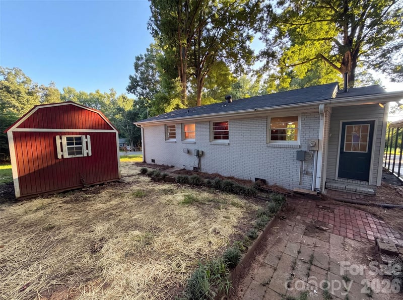 1933 Choyce Cir, Charlotte, NC 28217