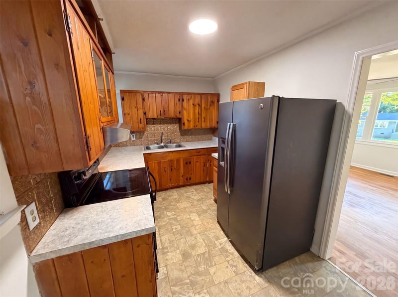 1933 Choyce Cir, Charlotte, NC 28217