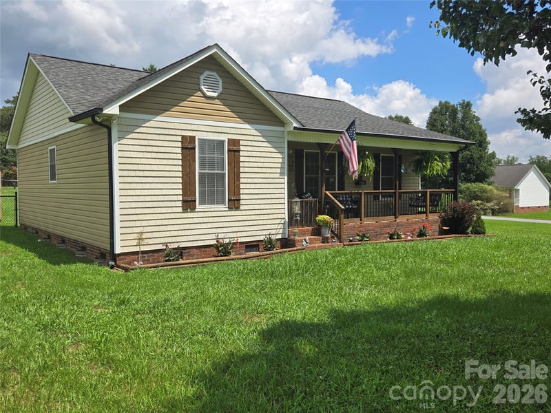 4714 Hoover Rd, Vale, NC 28168