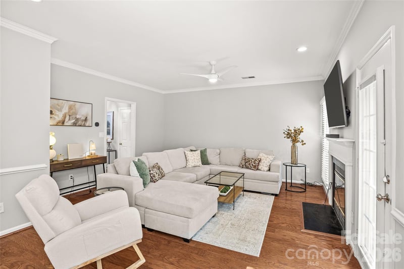 5933 Fitzwilliams Ln, Charlotte, NC 28270