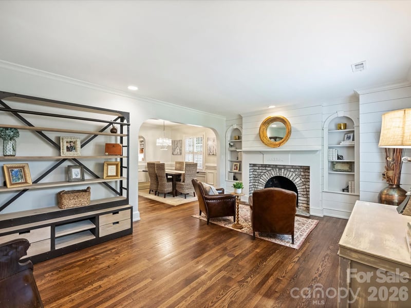 127 Tranquil Ave, Charlotte, NC 28209