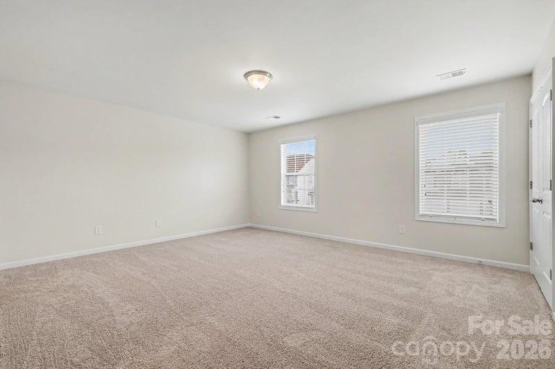2318 Sonoma Valley Dr, Charlotte, NC 28214
