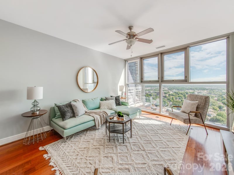 333 W Trade St #2603, Charlotte, NC 28202