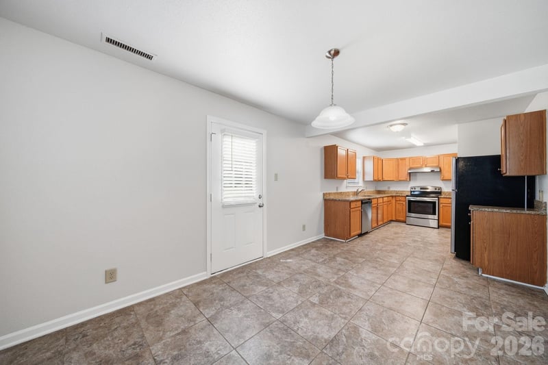 1602 Matthew Allen Cir, Kannapolis, NC 28081