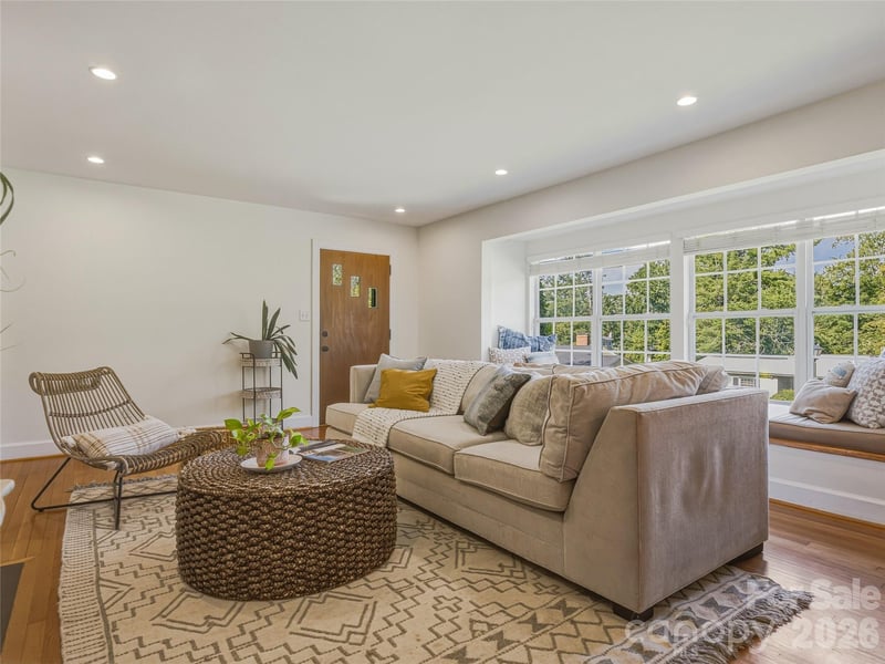 29 Westall Ave, Asheville, NC 28804