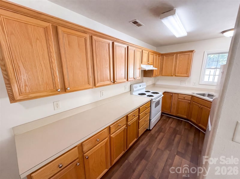 9514 Littleleaf Dr, Charlotte, NC 28215