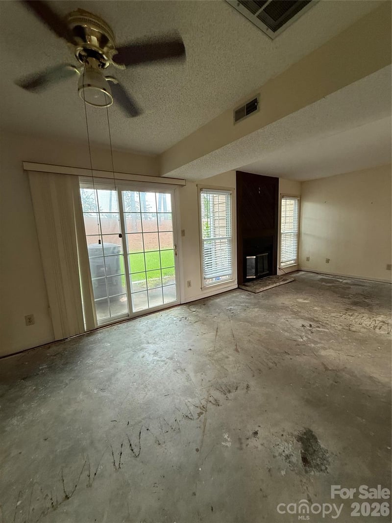 6805 Cabot Cir, Charlotte, NC 28226