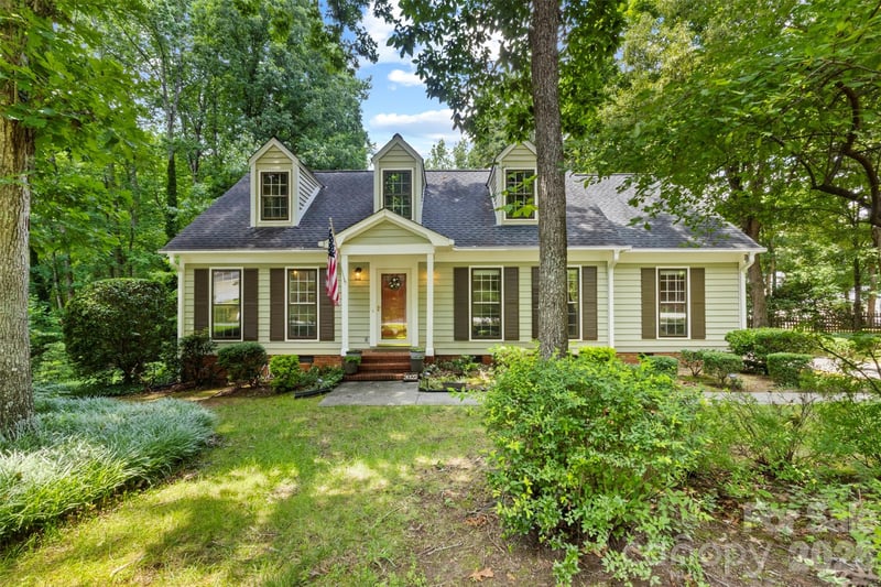 3022 Butter Churn Ln, Matthews, NC 28105