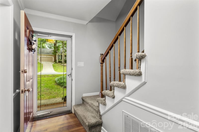 3022 Butter Churn Ln, Matthews, NC 28105