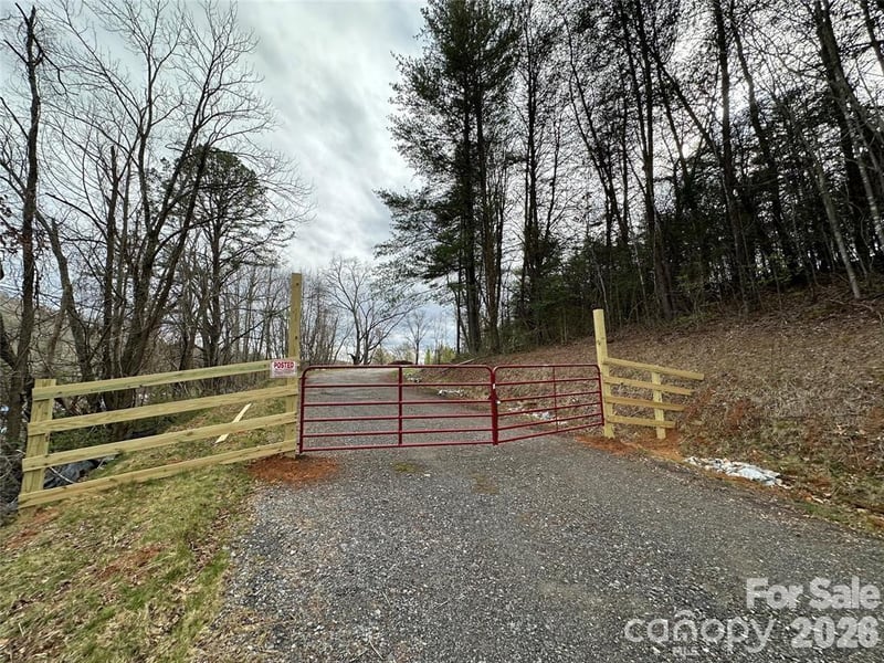 3132 Cane Creek Rd, Fairview, NC 28730
