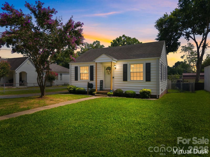 2102 Englewood St, Kannapolis, NC 28083