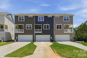 16705 Summers Walk Blvd, Davidson, NC 28036