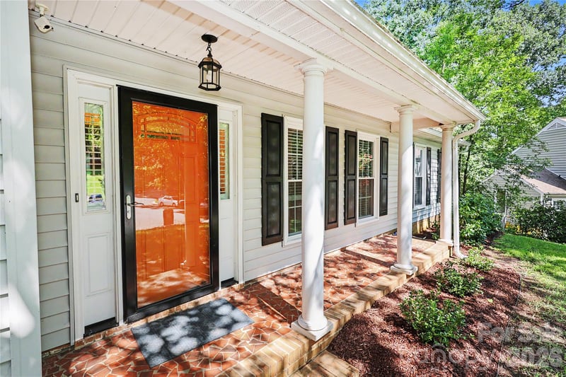 2701 Creekbed Ln, Charlotte, NC 28210