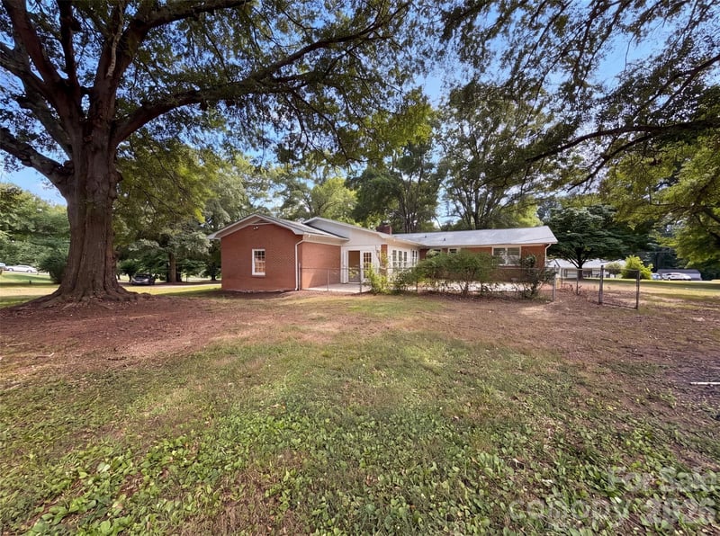 1077 Allendale Cir, Rock Hill, SC 29732