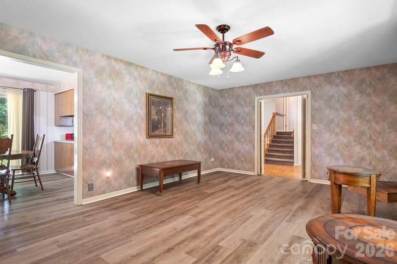 1009 Springs Rd, Lincolnton, NC 28092