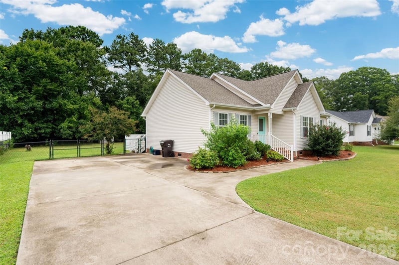 1382 Sullivan St, Rock Hill, SC 29730