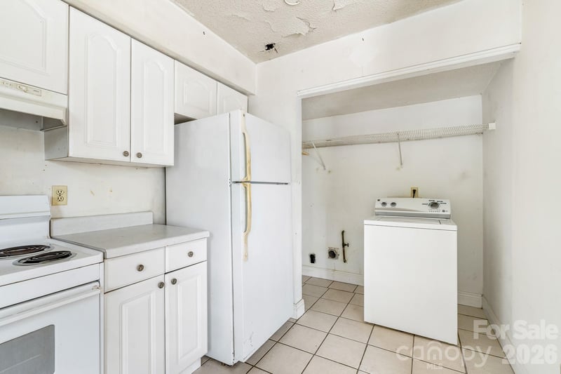 8504 Castle Pine Ct, Charlotte, NC 28226