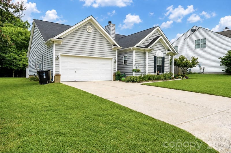 2568 Governors Pointe Ct, Concord, NC 28025