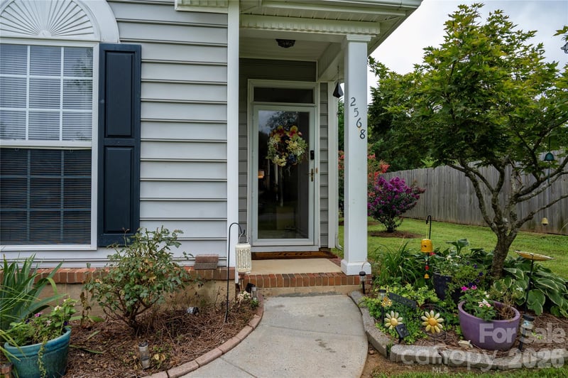 2568 Governors Pointe Ct, Concord, NC 28025
