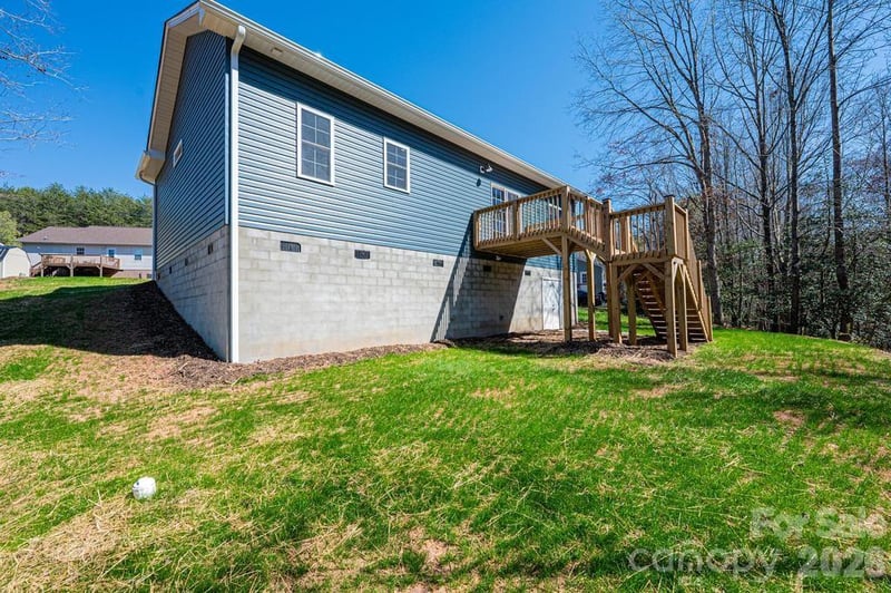 1314 39th Street Cir SW, Hickory, NC 28602