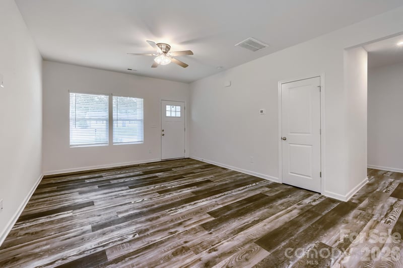 244 Valleybrook Ln, Troutman, NC 28166