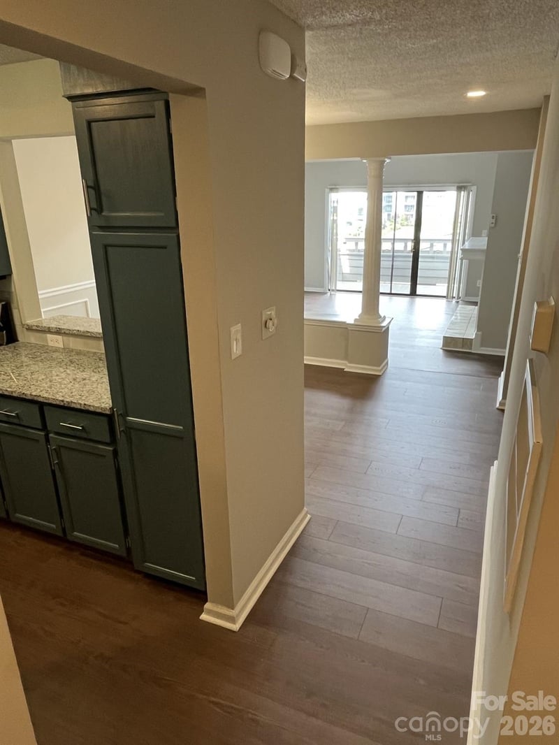 9041 J M Keynes Dr #6, Charlotte, NC 28262