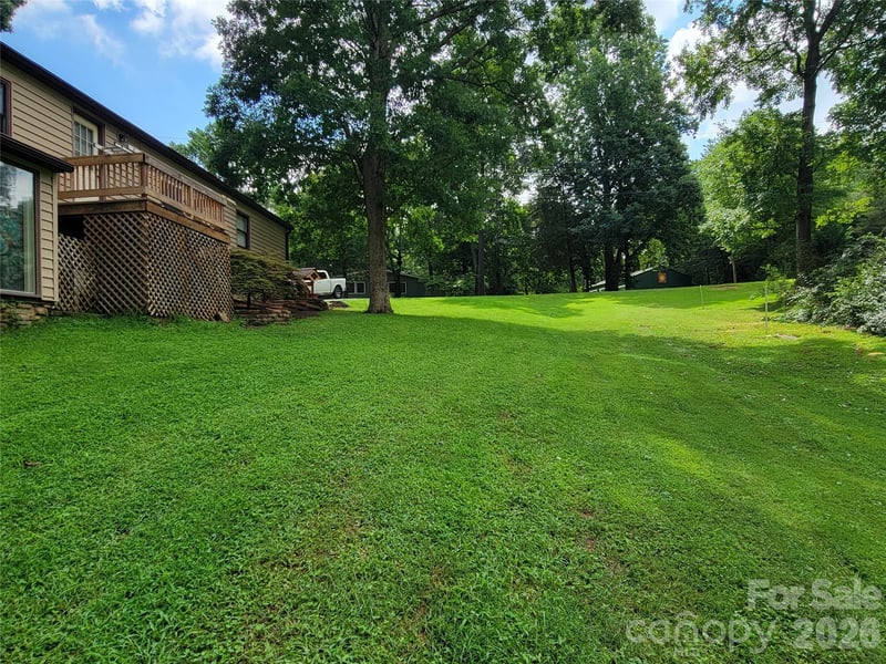 7224 Right Angle St, Sherrills Ford, NC 28673