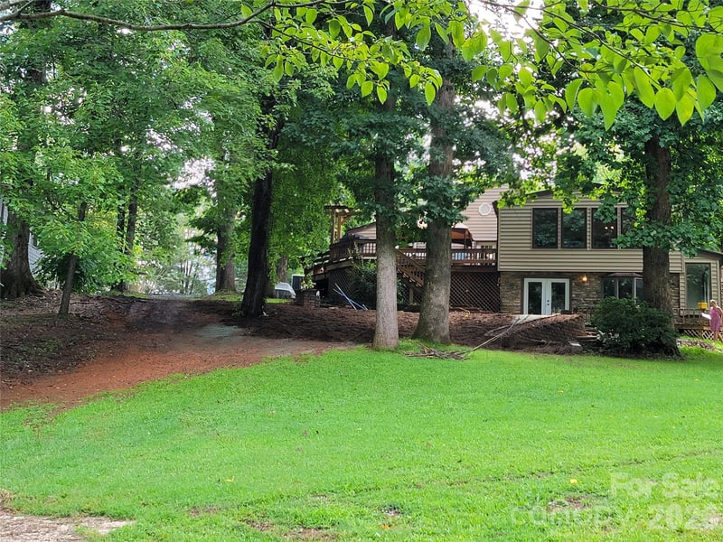 7224 Right Angle St, Sherrills Ford, NC 28673