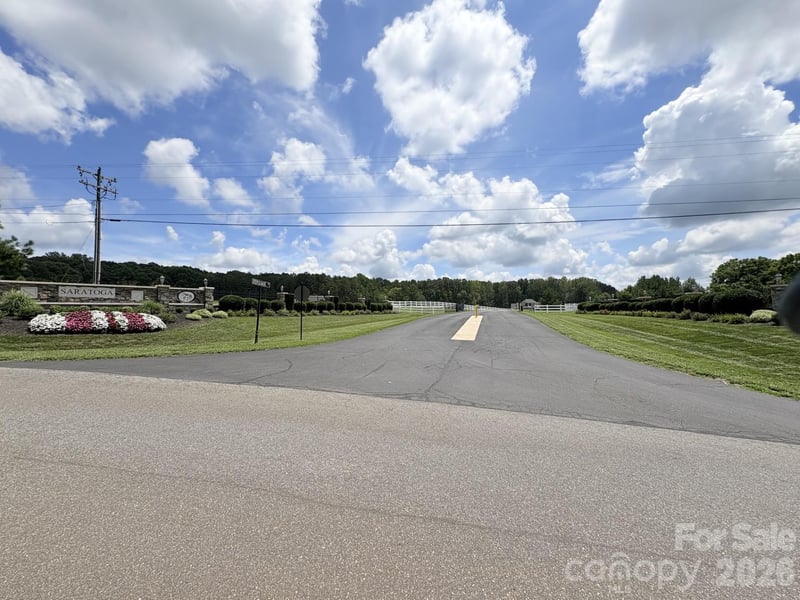 1400 Steeplechase Dr #31, Mount Pleasant, NC 28124