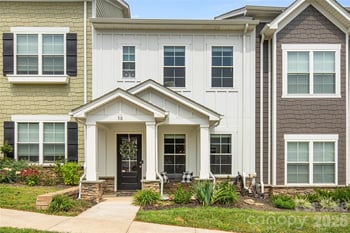 30 Walnut Springs Dr, Asheville, NC 28804