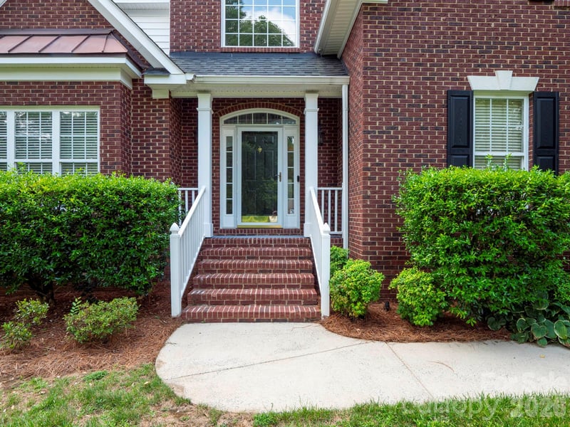 5320 Shannamara Dr, Matthews, NC 28104
