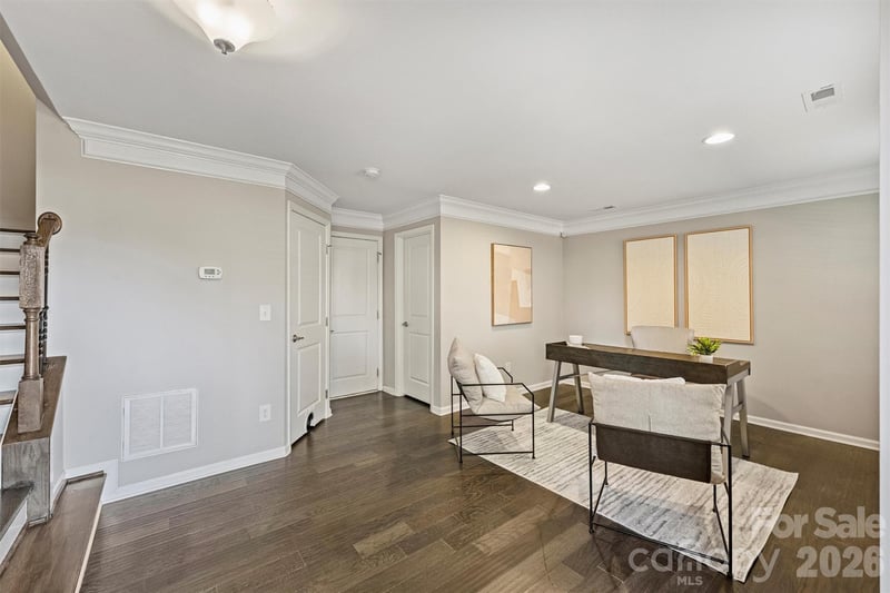 1317 Queen Lyon Ct, Charlotte, NC 28205