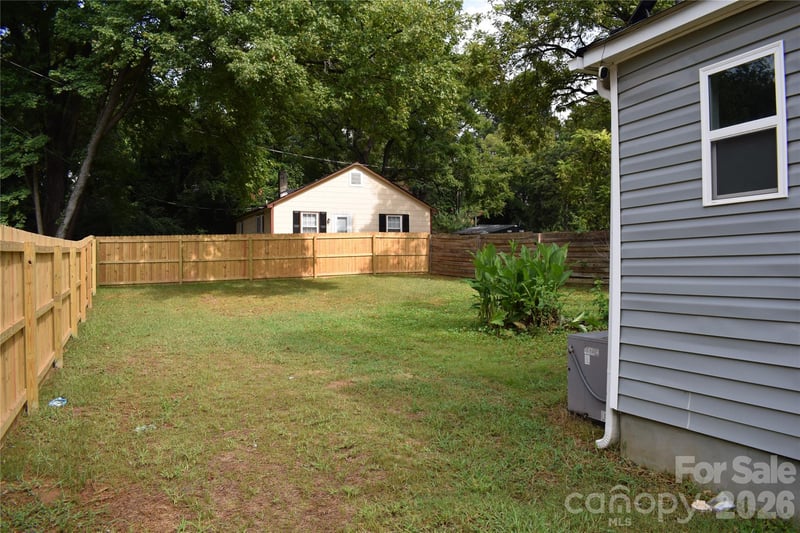 806 Cantwell St, Charlotte, NC 28208