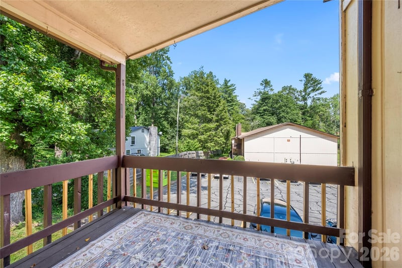 63 Shepard Sq #206, Brevard, NC 28712
