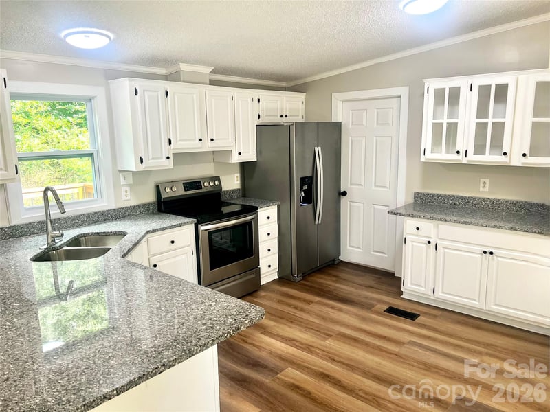 10380 Turnplow Dr #8, Davidson, NC 28036