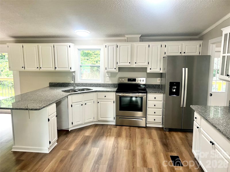 10380 Turnplow Dr #8, Davidson, NC 28036
